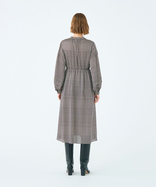 ラグスクエアプリント ウエストギャザーワンピース（ワンピース