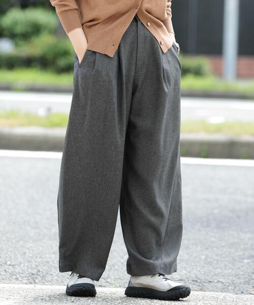 EKAL(エカル)の「タックカーブラインパンツ(その他パンツ・レディース・ブラック/グレー/キャメル・ONE)」の17枚目の写真