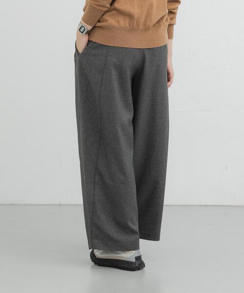 EKAL(エカル)の「タックカーブラインパンツ(その他パンツ・レディース・ブラック/グレー/キャメル・ONE)」の22枚目の写真