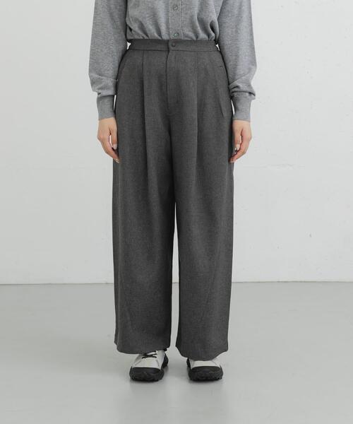 EKAL（エカル）の「タックカーブラインパンツ（その他パンツ・レディース・ブラック/グレー/キャメル・ONE）」の10枚目の写真