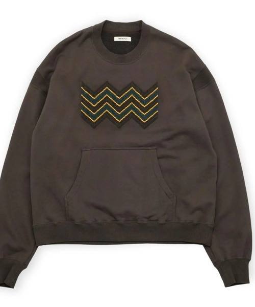 MATSUFUJI(マツフジ)の「【MATSUFUJI】 Beads Embroidery Sweat Shirt(スウェット・メンズ・オフホワイト/オリーブ/ブラック・3)」の3枚目の写真