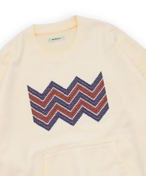 MATSUFUJI(マツフジ)の「【MATSUFUJI】 Beads Embroidery Sweat Shirt(スウェット・メンズ・オフホワイト/オリーブ/ブラック・3)」の4枚目の写真
