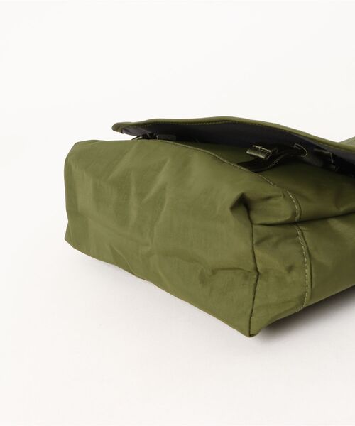 CHROME(クローム)の「CHROME/クローム ショルダーバッグ COURIER FLAP MSNGR 6L クーリエ フラップ メッセンジャー 6L JP242MOSS(ショルダーバッグ・メンズ・モスグリーン・FREE)」の3枚目の写真