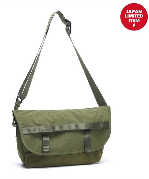 週末値下げ！Chrome オリーブグリーン メッセンジャーバッグ CHROME/クローム ショルダーバッグ COURIER FLAP MSNGR 6L クーリエ
