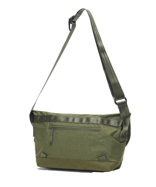 週末値下げ！Chrome オリーブグリーン メッセンジャーバッグ CHROME/クローム ショルダーバッグ COURIER FLAP MSNGR 6L クーリエ