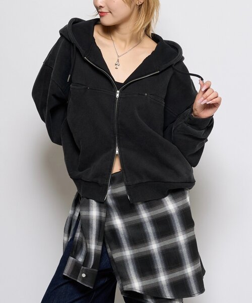 WHO'S WHO gallery（フーズフーギャラリー）の「スラッシュポケットスウェットパーカー（パーカー・レディース・ブラック/ブラウン系その他/ダークブラウン/グレー/カーキ/ネイビー/ライトグレー/チャコールグレー/ブラック系その他2/ブルー系その他・SMALL/X-SMALL/MEDIUM）」の4枚目の写真