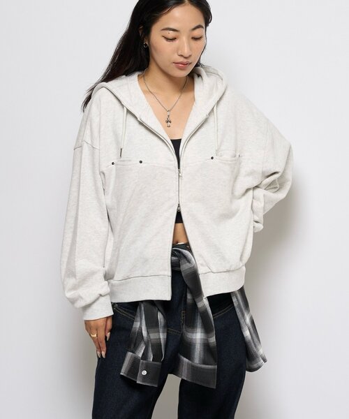 WHO'S WHO gallery（フーズフーギャラリー）の「スラッシュポケットスウェットパーカー（パーカー・レディース・ブラック/ブラウン系その他/ダークブラウン/グレー/カーキ/ネイビー/ライトグレー/チャコールグレー/ブラック系その他2/ブルー系その他・SMALL/X-SMALL/MEDIUM）」の5枚目の写真