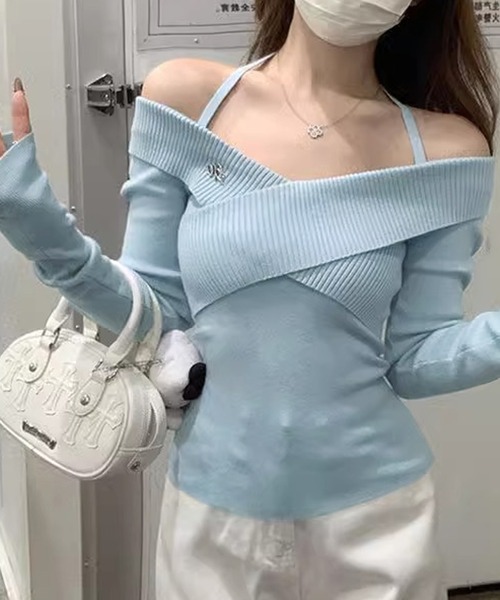 Nia（ニア）の「Nia(ニア)/オフショルダー　ホルターネックスリムニット（ニット/セーター・レディース・ブルー/グレー/アイボリー・FREE）」の10枚目の写真