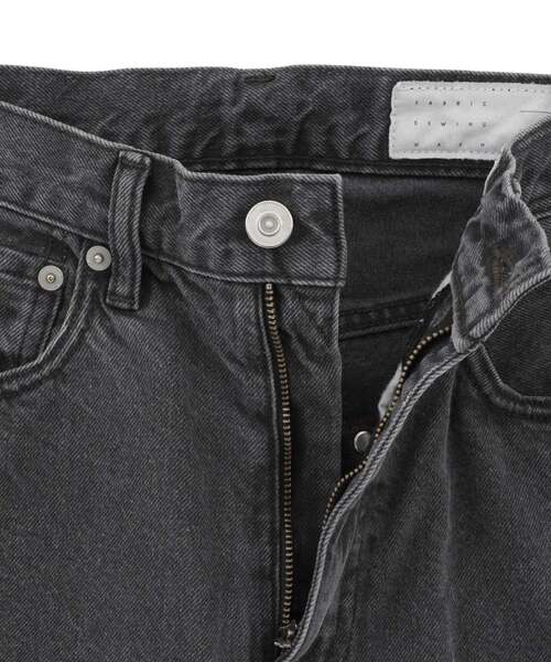 CONVERSE TOKYO（コンバーストウキョウ）の「【KURO】WIDE DENIM PANTS / GREY（デニムパンツ・レディース・チャコールグレー・SMALL/LARGE/MEDIUM）」の10枚目の写真