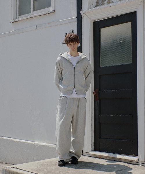 Regen Glanz（レーゲングランツ）の「heavyweight cropped zip hoodie/ヘビーウェイトクロップドジップフーディ（パーカー・メンズ・ブラック/グレー・LARGE/SMALL/MEDIUM）」の4枚目の写真