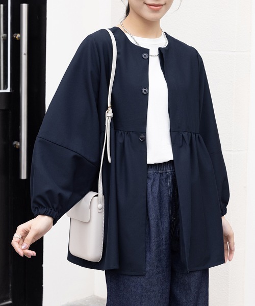 ReRe(リリ)の「7分袖ペプラムシルエットブラウス(シャツ/ブラウス・レディース・グレイッシュベージュ/ブラック/グレー/ネイビー/ベージュ・MEDIUM/LARGE)」の5枚目の写真