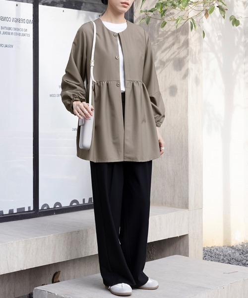 ReRe(リリ)の「7分袖ペプラムシルエットブラウス(シャツ/ブラウス・レディース・グレイッシュベージュ/ブラック/グレー/ネイビー/ベージュ・MEDIUM/LARGE)」の6枚目の写真