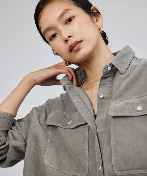 Healthy denim(ヘルシーデニム)の「【Healthy denim(ヘルシーデニム)】一部別注Almondコーデュロイビッグシャツ/イージーケア(シャツ/ブラウス・レディース・グレー/オフホワイト/ダークブラウン・M/S)」の19枚目の写真