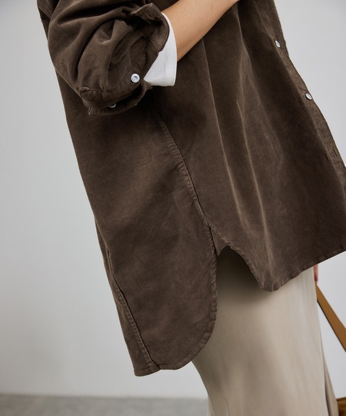 Healthy denim(ヘルシーデニム)の「【Healthy denim(ヘルシーデニム)】一部別注Almondコーデュロイビッグシャツ/イージーケア(シャツ/ブラウス・レディース・グレー/オフホワイト/ダークブラウン・M/S)」の22枚目の写真
