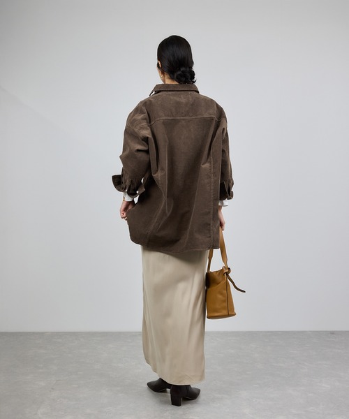 Healthy denim(ヘルシーデニム)の「【Healthy denim(ヘルシーデニム)】一部別注Almondコーデュロイビッグシャツ/イージーケア(シャツ/ブラウス・レディース・グレー/オフホワイト/ダークブラウン・M/S)」の15枚目の写真