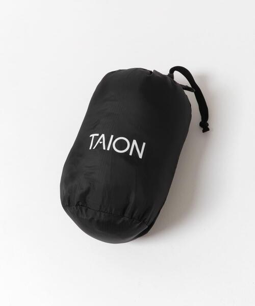 URBAN RESEARCH DOORS（アーバンリサーチドアーズ）の「『別注』TAION×DOORS　ショートスリーブAラインライトダウン（ダウンジャケット/コート・レディース・ネイビー/ベージュ/ブラック・ONE）」の22枚目の写真