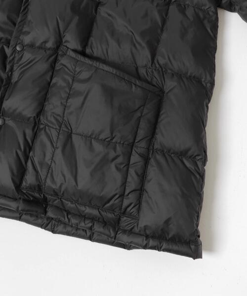 URBAN RESEARCH DOORS（アーバンリサーチドアーズ）の「『別注』TAION×DOORS　ショートスリーブAラインライトダウン（ダウンジャケット/コート・レディース・ネイビー/ベージュ/ブラック・ONE）」の5枚目の写真