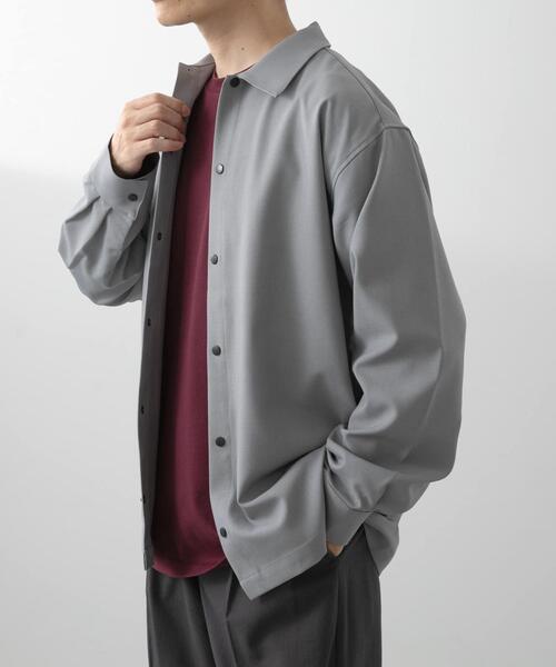 ITEMS URBANRESEARCH(アイテムズ アーバンリサーチ)の「2wayストレッチロングスリーブスナップシャツ(シャツ/ブラウス・メンズ・チャコールグレー/ネイビー/グレー/オリーブ・MEDIUM/LARGE)」の7枚目の写真