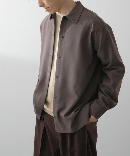 ITEMS URBANRESEARCH(アイテムズ アーバンリサーチ)の「2wayストレッチロングスリーブスナップシャツ(シャツ/ブラウス・メンズ・チャコールグレー/ネイビー/グレー/オリーブ・MEDIUM/LARGE)」の18枚目の写真