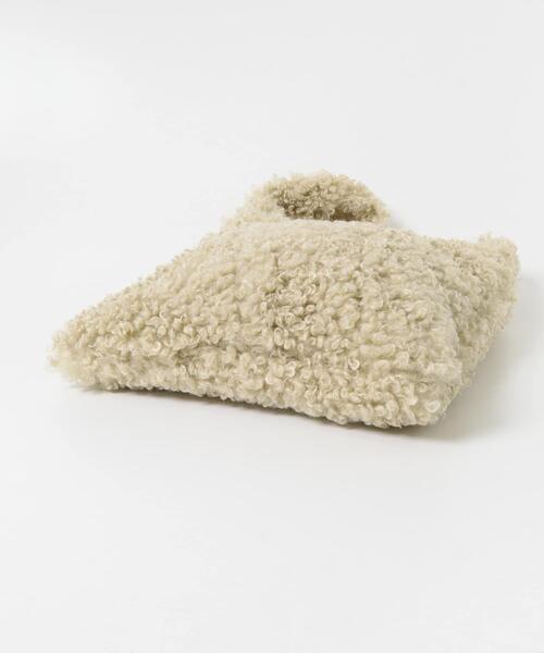 KBF（ケイビーエフ）の「ボアビッグBAG（ショルダーバッグ・レディース・チャコールグレー/アイボリー・ONE）」の3枚目の写真