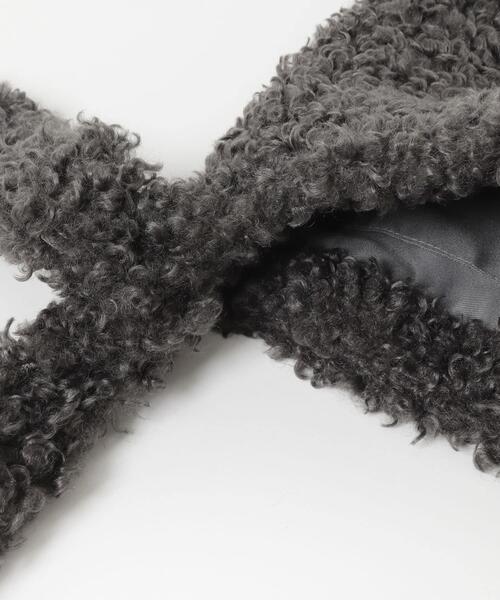 KBF（ケイビーエフ）の「ボアビッグBAG（ショルダーバッグ・レディース・チャコールグレー/アイボリー・ONE）」の11枚目の写真