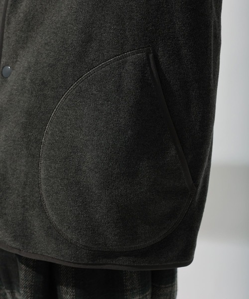 DANTON（ダントン）の「【DANTON(ダントン)】FLEECE COLLARLESS JACKET（その他アウター・メンズ・チャコール/アイボリー・MEDIUM/LARGE）」の15枚目の写真