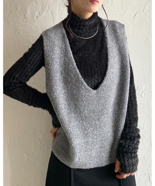 セール】オーバーサイズショート丈深Vネックニットベスト（ベスト