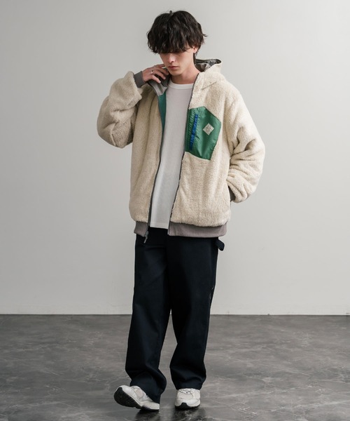 KRIFF MAYER（クリフメイヤー）の「KRIFF MAYER クリフメイヤー2WAY リバーシブル ひっくりフード付きボアジャケット/ロゴ刺繍入りマウンテンパーカー 2514403（マウンテンパーカー・メンズ・ブラック/その他/マルチ/グレイッシュベージュ/カーキ/その他1・M/L/XL）」の13枚目の写真