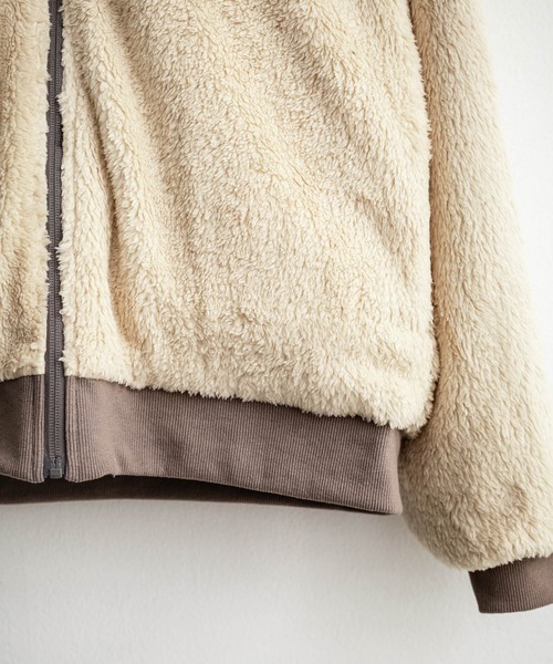 KRIFF MAYER（クリフメイヤー）の「KRIFF MAYER クリフメイヤー2WAY リバーシブル ひっくりフード付きボアジャケット/ロゴ刺繍入りマウンテンパーカー 2514403（マウンテンパーカー・メンズ・ブラック/その他/マルチ/グレイッシュベージュ/カーキ/その他1・M/L/XL）」の22枚目の写真