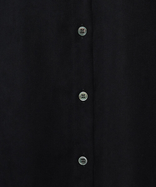 Gabardine K.T(ギャバジンケーティー)の「ポリスエード タンクトップ付きブラウス(シャツ/ブラウス・レディース・ブラック/カーキ/キナリ・9号)」の22枚目の写真
