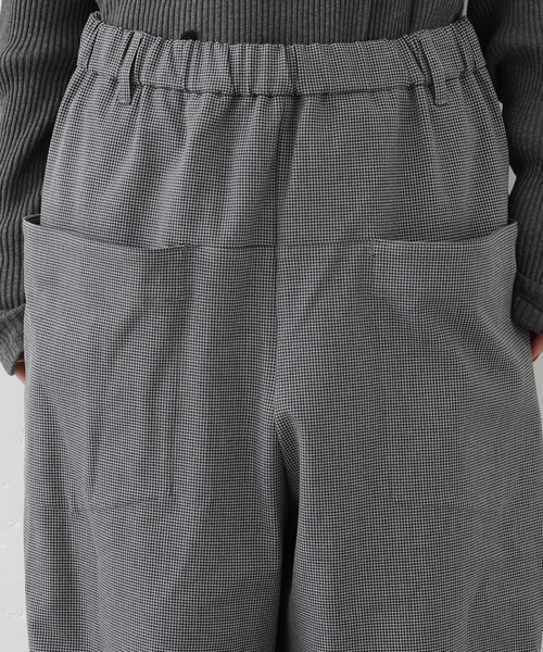 JOURNAL STANDARD LUXE（ジャーナルスタンダード　ラックス）の「TRツイル ポケパンツ（その他パンツ・レディース・グレー/ブラック・SMALL/MEDIUM）」の10枚目の写真