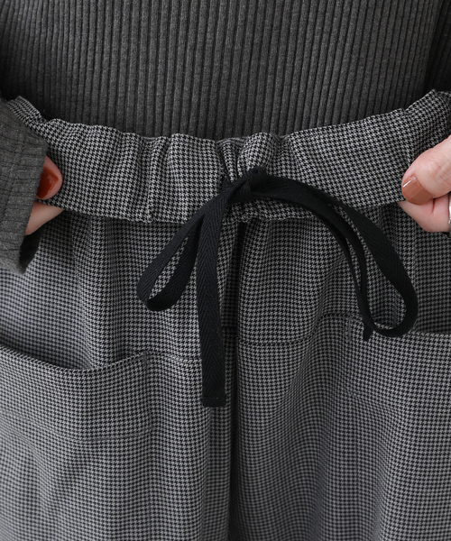 JOURNAL STANDARD LUXE（ジャーナルスタンダード　ラックス）の「TRツイル ポケパンツ（その他パンツ・レディース・グレー/ブラック・SMALL/MEDIUM）」の15枚目の写真