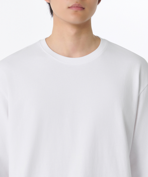 MUSINSA STANDARD（ムシンサスタンダード）の「リラックスドクルーネック長袖Tシャツ[ホワイト]（Tシャツ/カットソー・メンズ・その他・SMALL/MEDIUM/LARGE/X-LARGE/XX-LARGE/XXX-LARGE）」の3枚目の写真