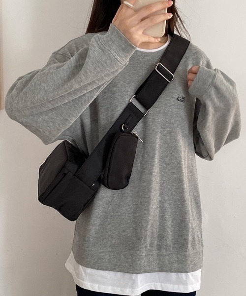 yuue' ( wear )(ユーイ)の「ペットボトルが入る◎ポーチ付きスクエアショルダーボディバッグ(ショルダーバッグ・レディース・アイボリー/ブラック・FREE)」の5枚目の写真