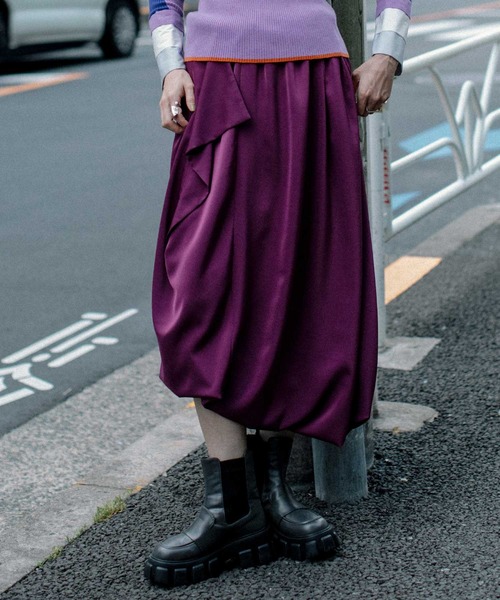 MARECHAL TERRE(マルシャルテル)の「タックスカート(スカート・レディース・パープル/サンドベージュ/ブラック/グリーン・MEDIUM)」の1枚目の写真