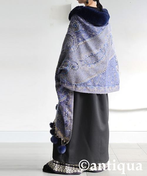 antiqua（アンティカ）の「ファー付き ポンチョ（ポンチョ・レディース・ブルー/ベージュ/ブラック・FREE）」の16枚目の写真