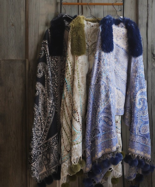 antiqua（アンティカ）の「ファー付き ポンチョ（ポンチョ・レディース・ブルー/ベージュ/ブラック・FREE）」の21枚目の写真