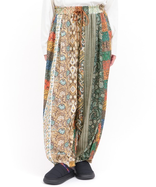 チチカカ(チチカカ)の「ファブリックプリント&ブラックパンツ(その他パンツ・レディース・ベージュ/ブルー/ブラック・FREE)」の19枚目の写真