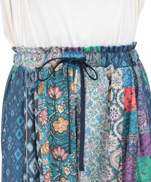 チチカカ(チチカカ)の「ファブリックプリント&ブラックパンツ(その他パンツ・レディース・ベージュ/ブルー/ブラック・FREE)」の11枚目の写真