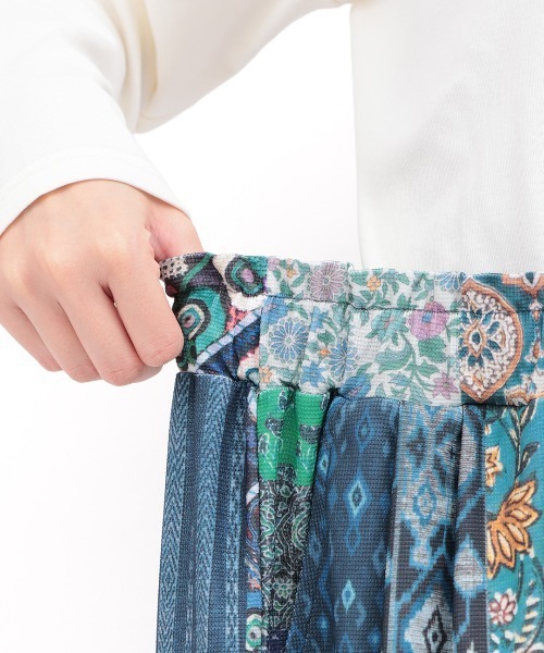 チチカカ(チチカカ)の「ファブリックプリント&ブラックパンツ(その他パンツ・レディース・ベージュ/ブルー/ブラック・FREE)」の12枚目の写真