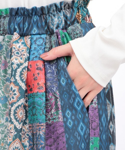 チチカカ(チチカカ)の「ファブリックプリント&ブラックパンツ(その他パンツ・レディース・ベージュ/ブルー/ブラック・FREE)」の13枚目の写真