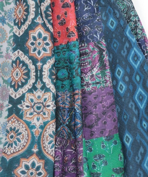 チチカカ(チチカカ)の「ファブリックプリント&ブラックパンツ(その他パンツ・レディース・ベージュ/ブルー/ブラック・FREE)」の5枚目の写真