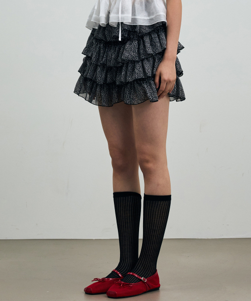 ARI(アリ)の「LEOPARD CANCAN MINI SKIRT PANTS / GRAY(スカート・レディース・グレー・FREE)」の2枚目の写真