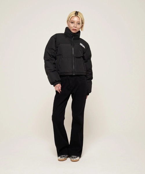 FIRST DOWN(ファーストダウン)の「FIRST DOWN SHORT BUBBLE DOWN JKT MICROFT(R)(ファーストダウン ショート バブルダウンジャケット マイクロフト)(ダウンジャケット/コート・レディース・ベージュ系/ホワイト/ブラック・SMALL/MEDIUM)」の15枚目の写真