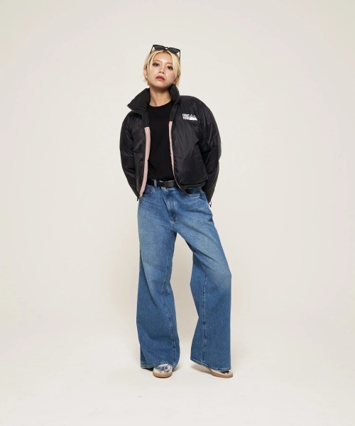 FIRST DOWN(ファーストダウン)の「FIRST DOWN SHORT BUBBLE DOWN JKT MICROFT(R)(ファーストダウン ショート バブルダウンジャケット マイクロフト)(ダウンジャケット/コート・レディース・ベージュ系/ホワイト/ブラック・SMALL/MEDIUM)」の8枚目の写真