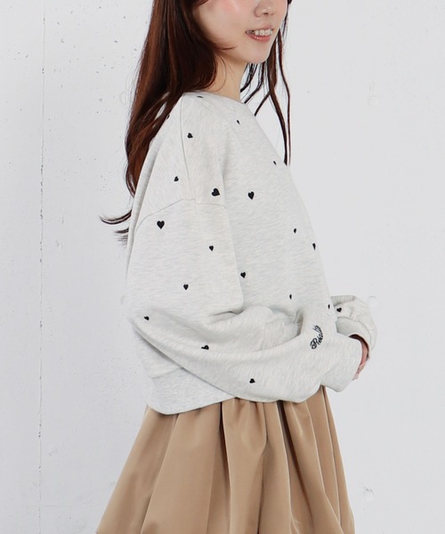 archives（アルシーヴ）の「ランダムハート刺繍スウェット（スウェット・レディース・グレー/ブラック/オートミール・MEDIUM）」の5枚目の写真