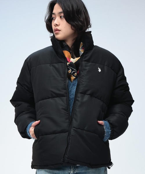 U.S. POLO ASSN.(ユーエスポロアッスン)の「U.S. POLO ASSN. (ユーエスポロアッスン) ワンポイント フルジップ 中綿ジャケット(ダウンジャケット/コート・メンズ・ブラック/アイボリー/ベージュ・M/L/LL)」の2枚目の写真