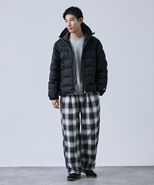 B.C STOCK（ベーセーストック）の「コンパクトフィット ライトダウンジャケット（ダウンジャケット/コート・メンズ・ブラック/カーキ/ブルー系その他/オレンジ系その他・MEDIUM/LARGE）」の5枚目の写真