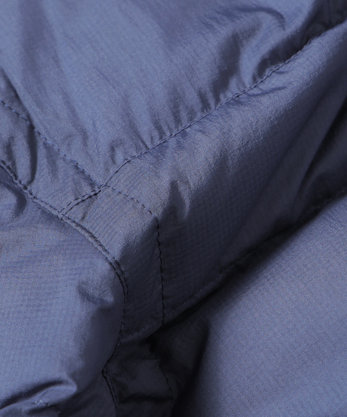 B.C STOCK（ベーセーストック）の「コンパクトフィット ライトダウンジャケット（ダウンジャケット/コート・メンズ・ブラック/カーキ/ブルー系その他/オレンジ系その他・MEDIUM/LARGE）」の8枚目の写真