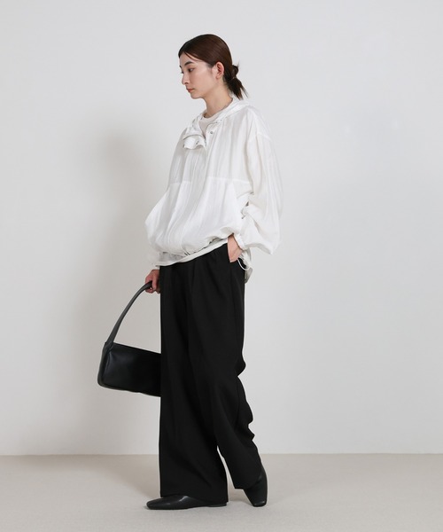 select MOCA（セレクトモカ）の「スタンドネックシアーフーディー（その他アウター・レディース・ブラック/オフホワイト・FREE）」の6枚目の写真